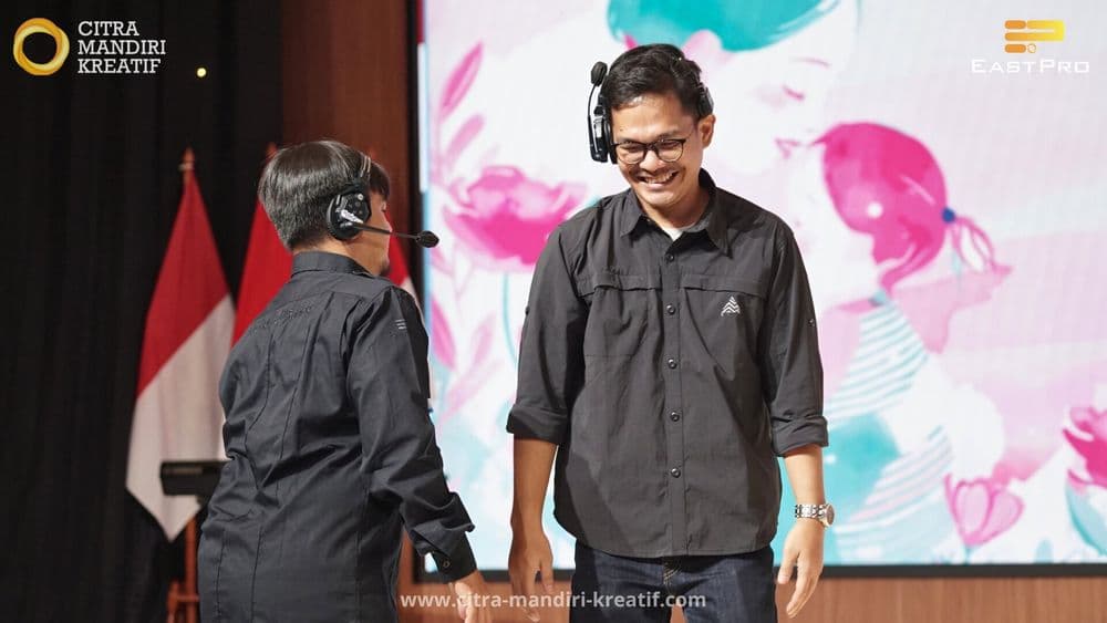 Sering Ketuker? Ini Perbedaan Show Director dan Floor Director di Event